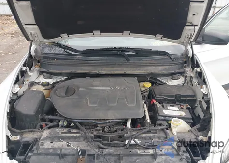 2015 Jeep Cherokee Latitude from USA, damaged, VIN 1C4PJMCS9FW600036